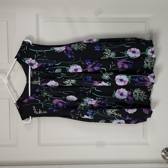 Liz Claiborne Tops - Liz clairbourne top